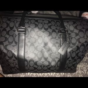 Coach travelers bag